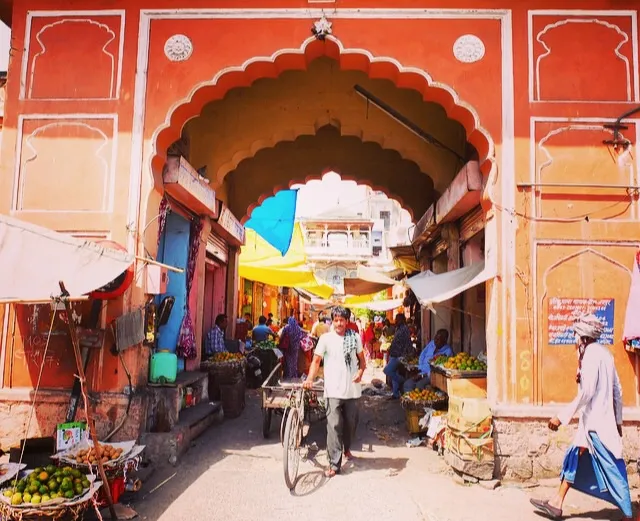 Old City bazaar walk