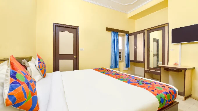 Super Deluxe Room